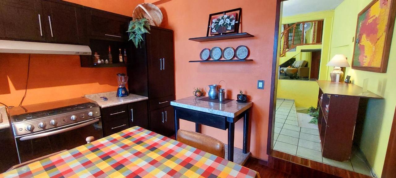 Casa Cantares Inn